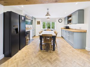 Dining Kitchen- click for photo gallery